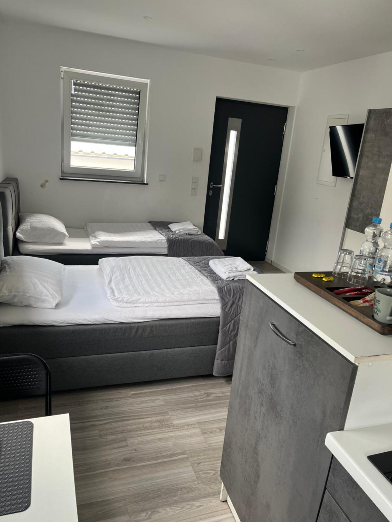 גונצבורג Ferienwohnung Manolya מראה חיצוני תמונה