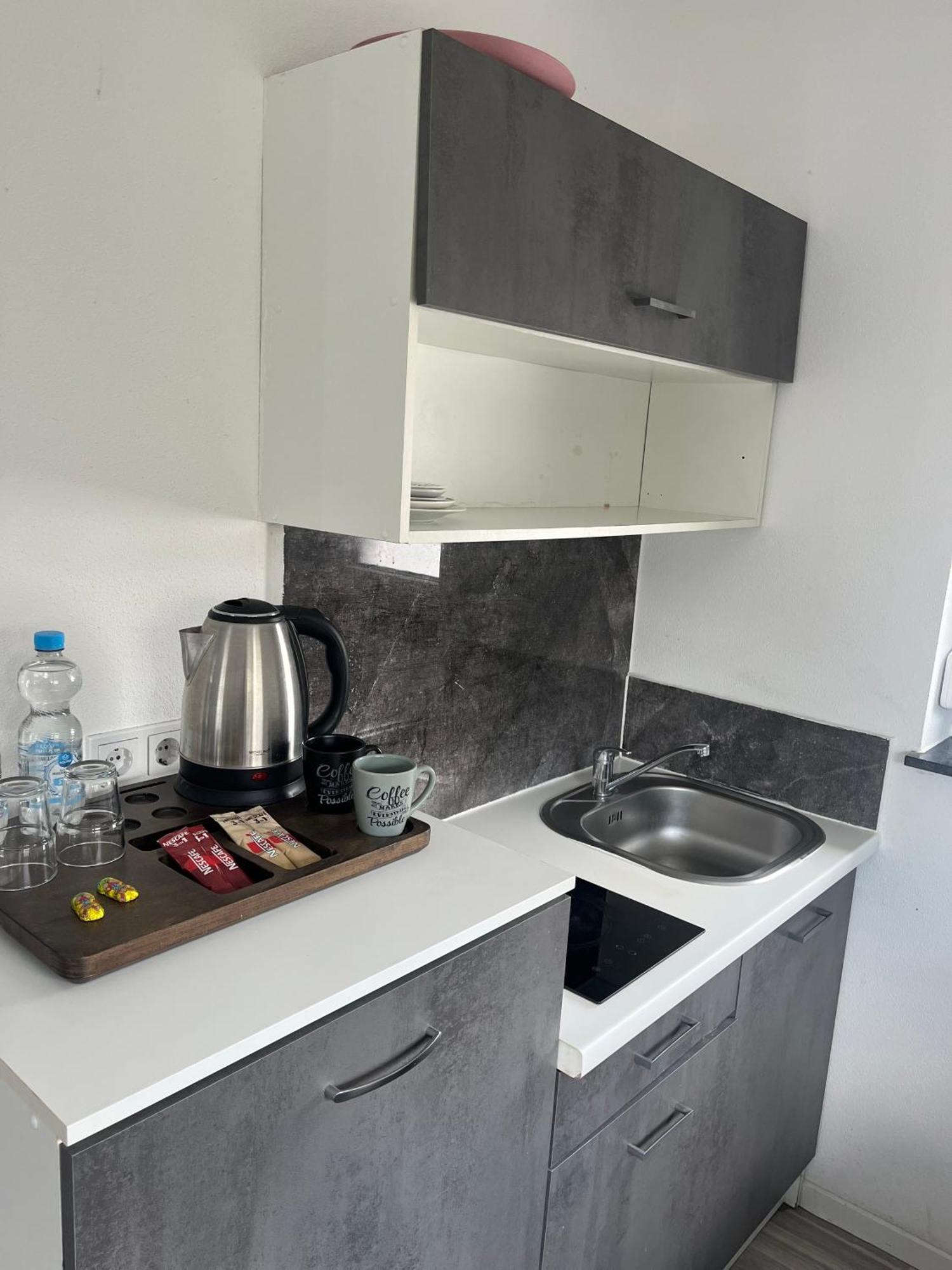 גונצבורג Ferienwohnung Manolya מראה חיצוני תמונה